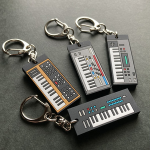 Amazon.co.jp: Guitar Dora Rubber Key Chain BeForU : Toys & Games