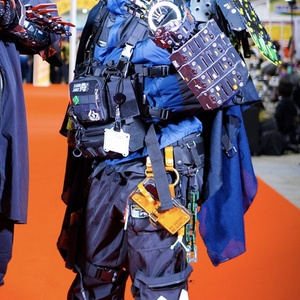 装甲キャップ展開式ネコミミユニット搭載型 - 中央町戦術工芸 - BOOTH