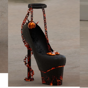Scortch heels