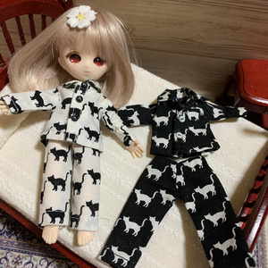 にゃんこパジャマ 白