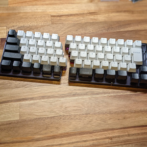 cool640 と cool644の自作キーボードキット - mki0002ozlet - BOOTH