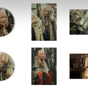 【Tin Badge+Postcard set】