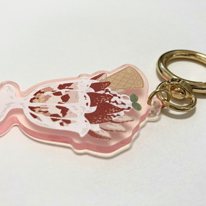 アクリルキーホルダー　パフェ