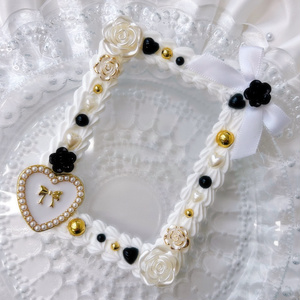 Whipped Cream Deco B8 Trading Card Case