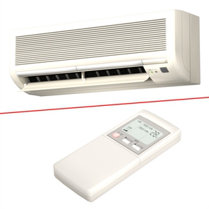 エアコン＆リモコン / Air conditioner & Remote