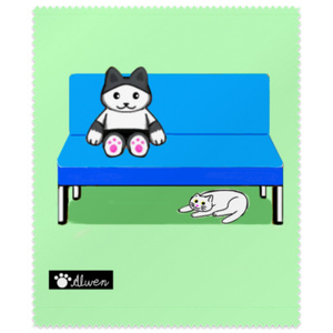 青い椅子と白い猫