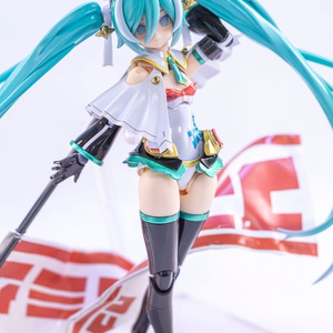 Byoru ビョル　ブルーアーカイブ　カリン　キーホルダー Amazon | ブルーアーカイブ Blue Archive 角楯カリン 1/7