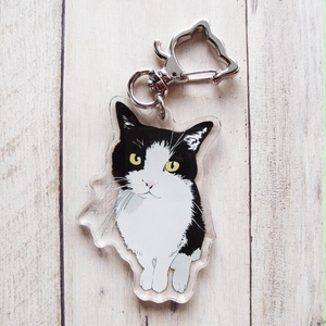 はちわれ猫のアクリルキーホルダー