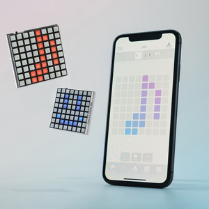 Hicarix Badge (BLUE) - アプリで個性を表現するLEDバッジ