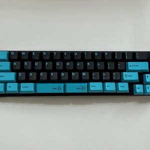 【完成品】Bluetooth 44キー自作キーボード 完成品】Bluetooth 44キー自作キーボード - メルカリ