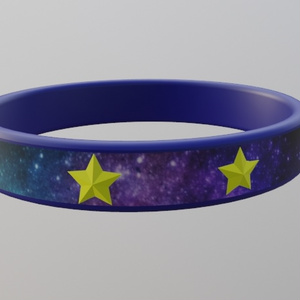 星モチーフの指輪、もしくはブレスレット