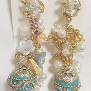 May earrings, gorgeous earrings, long earrings, gothic earrings
