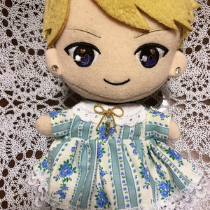 ぬい服 ワンピース(水色お花)