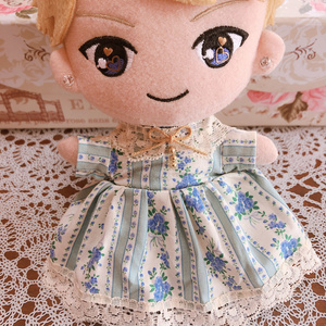 ぬい服 小花柄ワンピース