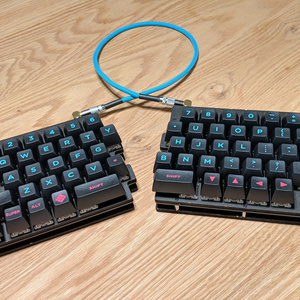 hecomi/alpha HHKB layout base 分割キーボードキット