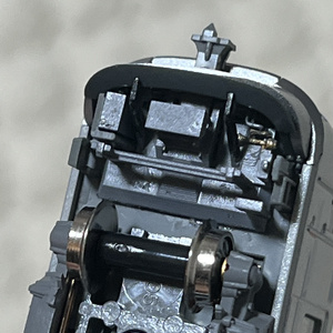 TB99-70：K社製東武PT48型パンタ用小型避雷器10個セット【Nゲージ鉄道