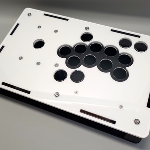 中型レバーオール24ｍｍボタン使用アケコンケースタイプ３　メカクシキャップ2個付き
