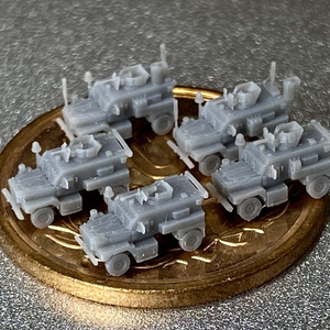 1/700　MUS SET8　現用米軍　クーガーMRAP 4X4セット