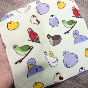 鳥がいっぱいタオルハンカチ