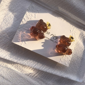 no.69 限定 sale こんがり日焼けしたひまわりくまさん 向日葵 スターフラワー くまさん teddybear レジンピアス イヤリング ハンドメイド