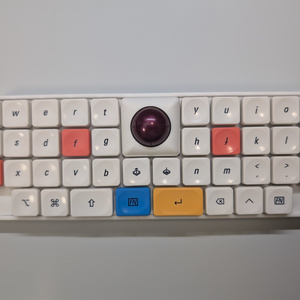 tomkey 無線分割式 トラックボール キーボード ホワイト ケース付き tomkey 無線分割式 トラックボール キーボード ホワイト ケース付き