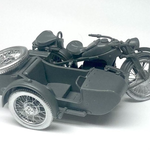 1/35 第二次大戦ドイツ軍用バイク R12（中後期型）＆サイドカー