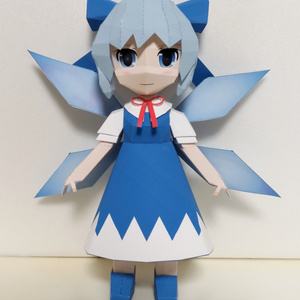 のび式ペーパークラフト　チルノ