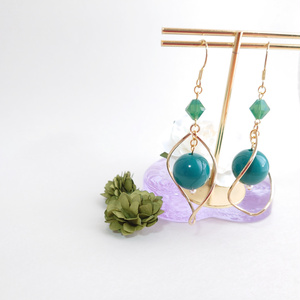 【ピアス】Growthイメージのピアス