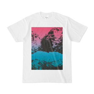 シンプルデザインTシャツ 赤青葉