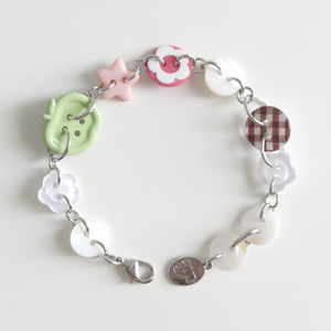 Apple buttons bracelet 🍏