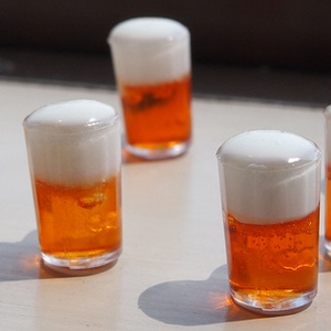 【再販】極小ミニチュアサンプルのビールジョッキのキーホルダー