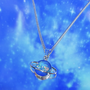土星のネックレス🌌