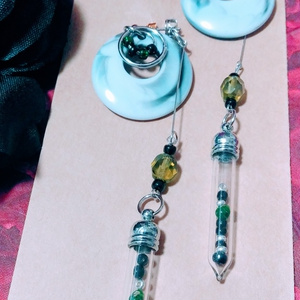 【値下げ】ジン　イメージピアス/イヤリング