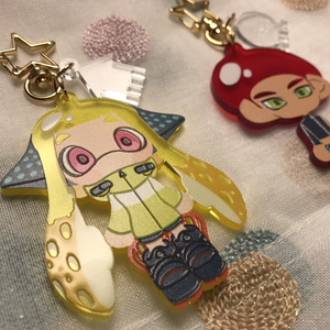 スプラトゥーン3アクリルキーホルダー+スタンド - グルグルワークス