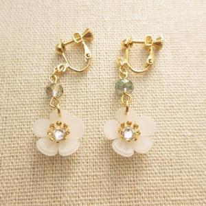 傘と紫陽花の和風ピアス イヤリング(雨の日コーデ3点セット)傘レジンと