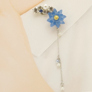 狐の嫁入り 青彼岸花柄の狐面と鬼灯と彼岸花傘の和風ピアス イヤリング