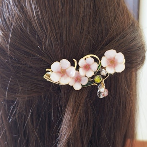 ☆*:.。. ハンドメイド♡レジンヘアクリップ♡クリアフラワー