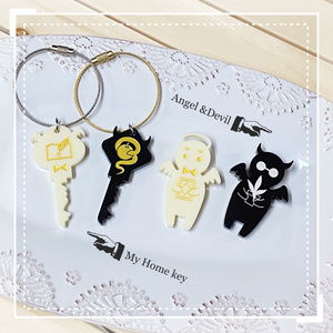Good omens グッドオーメンズ　キーホルダー　缶バッジ　カード　13点 グッドオーメンズ缶バッジ Good Omens - nunura - BOOTH