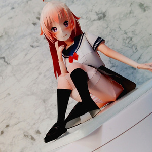 ペーパーフィギュア【展開図】オリジナル美少女フィギュア　見えそで見える制服ちゃん