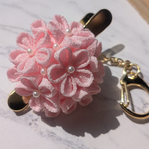 Tsumami-zaiku key clip (pink)