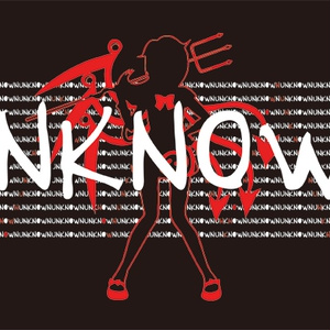 UNKNOWN Tシャツ