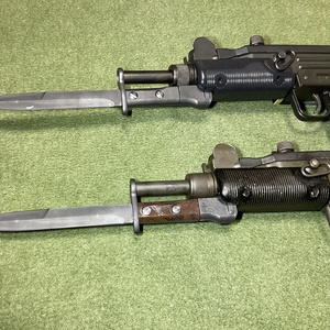 KSC M93R SYSTEM7 HW 　予備マガジン２本付き KSC M93R システム7HW スペアマガジン BBローダー BB弾 セット