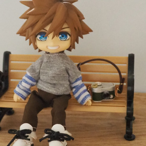 ドロップショルダー風ロンＴ　ねんどろいどどーる
