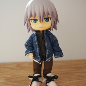 デニムブルゾン　ねんどろいどどーる