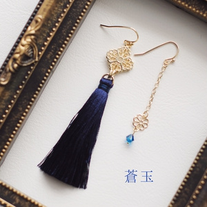 和風】【バイカラー】吉祥結びとタッセルのピアス（イヤリング）（色