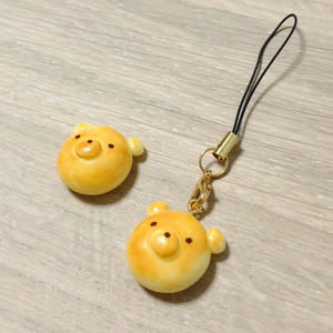 シロクマパンのストラップ