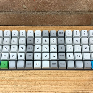 (自キ断捨離中) Caravelle-BLE 自作キーボード 半組み立て品 自キ断捨離中) Caravelle-BLE 自作キーボード 半組み立て品