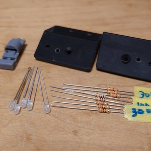 ホンダ S660 フットライト3Dプリンターブラケット+LED、抵抗 (試作バージョン)