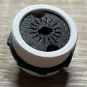 Iris中型ケース - くろまき工房 - BOOTH