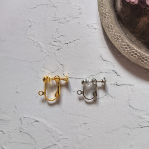 Crystal shard mini earrings(A/B)